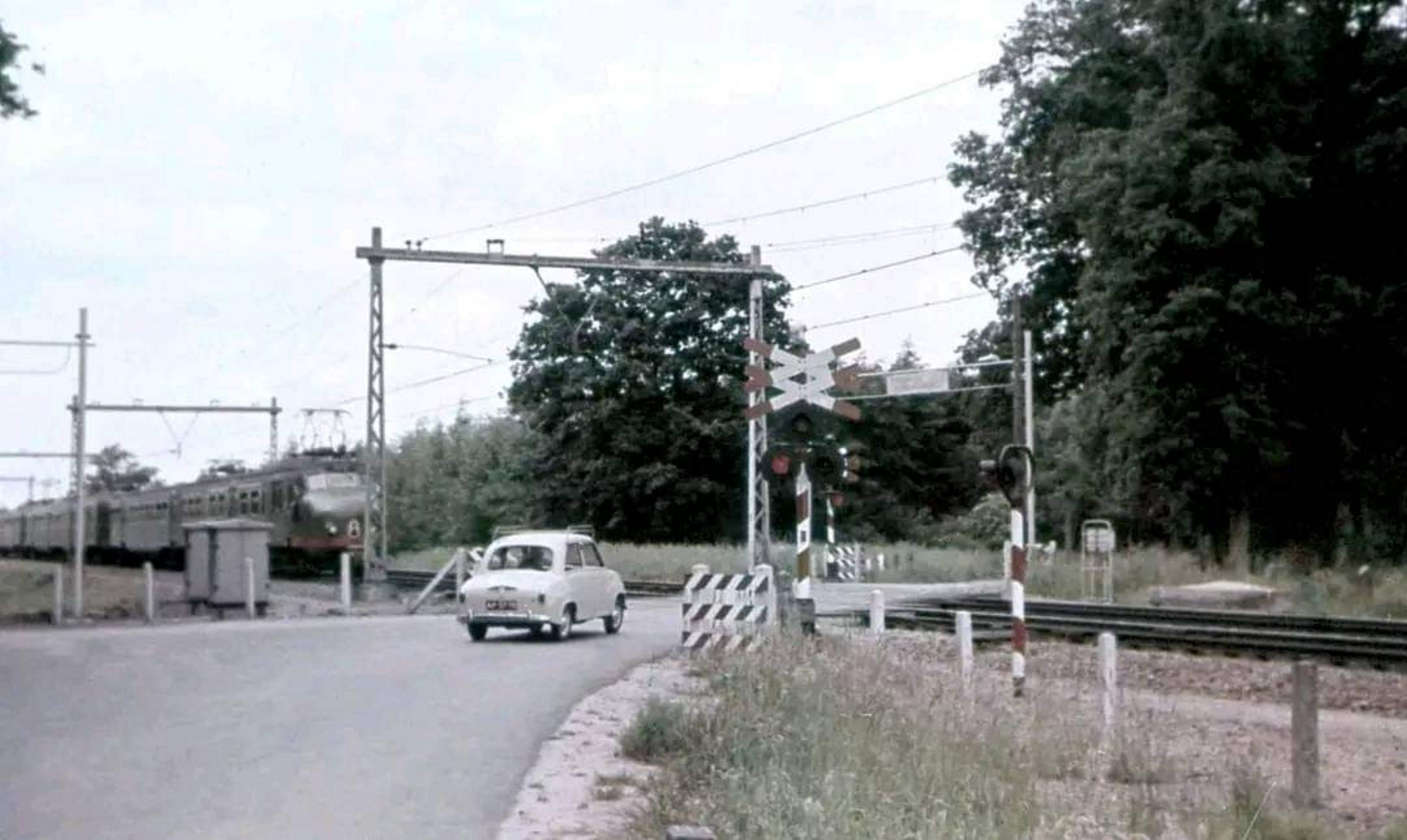 Acaciaplein vanaf de Nachtegaalstraat